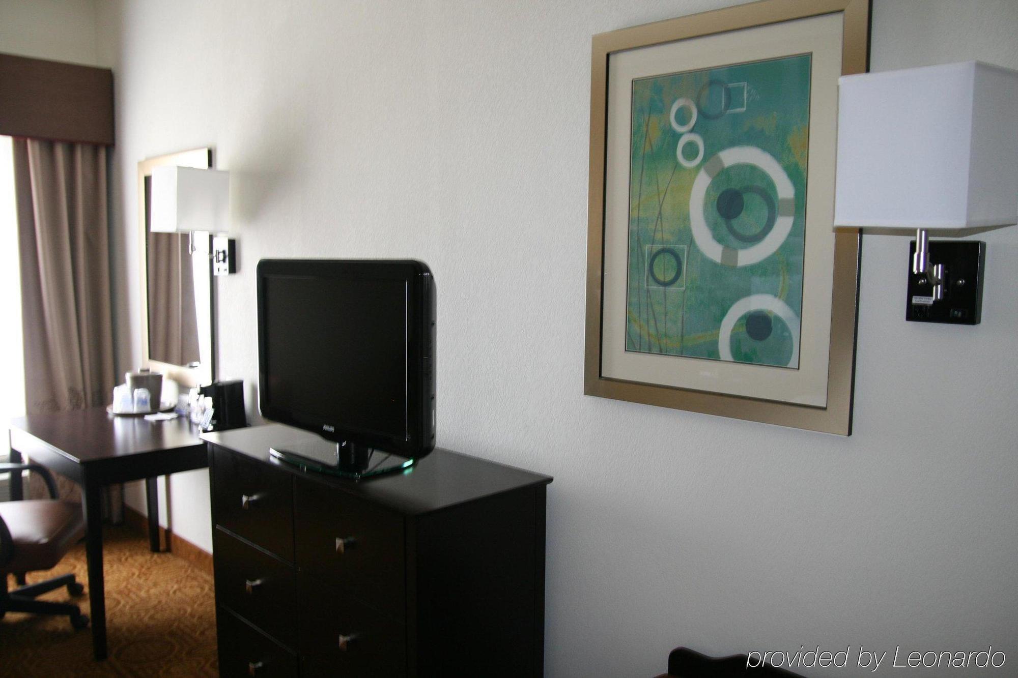 Comfort Inn & Suites Толедо Стая снимка