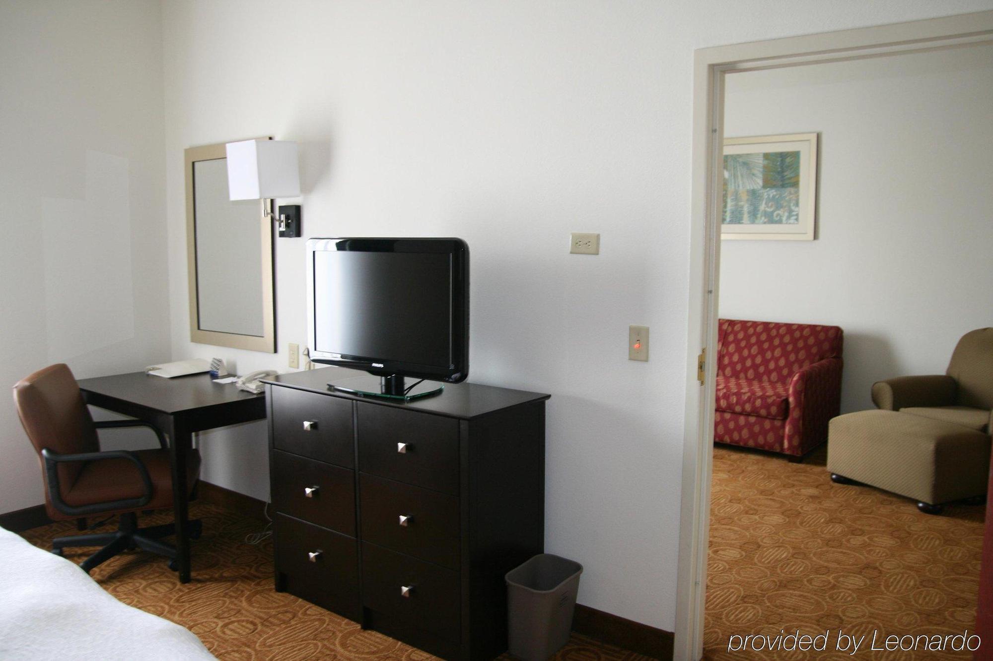 Comfort Inn & Suites Толедо Стая снимка